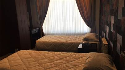 اتاق دو تخته تویین هتل آپارتمان شمس شیراز